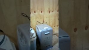 Инфракрасный обогреватель в работе.