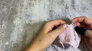 Дырки ( дрань/ сетка) на вязаном полотне