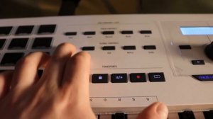 ОБЗОР Arturia KeyLab 49 MKII ? - Лучшая MIDI Клавиатура для Битмейкера!