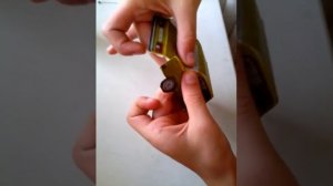 Машина из бумаги.Жёлтая жигули