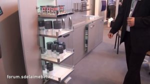 Выдвижные колонны для кухонных пеналов Kessebohmer