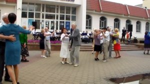 Кружится Старый Забытый Вальсок!