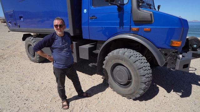 Pan-American Travelers Give a Tour of a Custom Built Unimog Camper смотреть онлайн