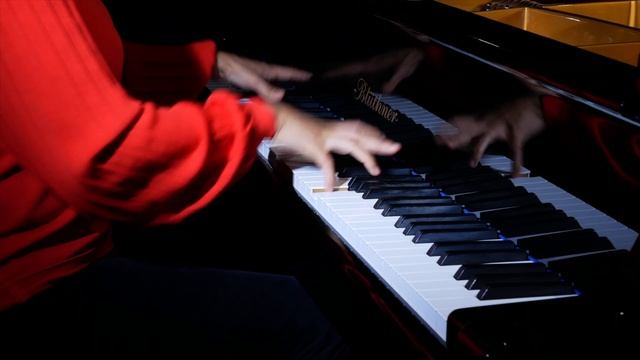 Chenyin Li plays Debussy's Valse Romantique смотреть онлайн