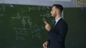 параллельное и последовательное соединение  задача  на мощность  тока 8 класс