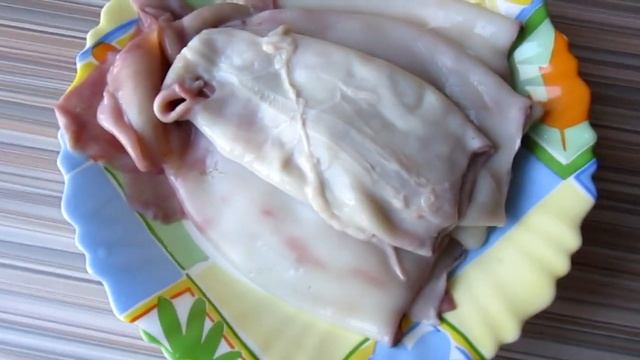 Кальмары как чистить и варить быстро и вкусно. Кальмары для салата как готовить легко