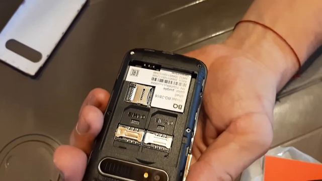 Распаковка - Мобильный телефон BQ Shell BQ-2816 смотреть онлайн