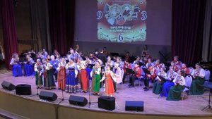 В обр. А .Смирнова. Комарик. Терем квартет, ОРНИ "Невские струны", ансамбль "Золотаюшка"