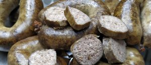 ЛИВЕРНАЯ КОЛБАСКА копченая в МОСКИТЕ.mp4