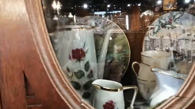 В антикварный лавке,, Барахольщик,,. Зеленоградск. смотреть онлайн