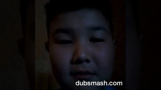 Двигает бровями смотреть онлайн