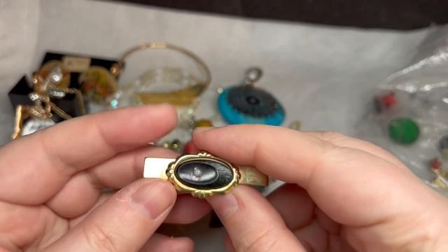 189. Лом из контейнеров США. Распаковка винтажных украшений