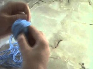 Как смотать пряжу в клубок