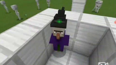 Бой! Ведьма/Улучшенный вызыватель из аддона ! Кто победит?! (In Minecraft! ) !!!