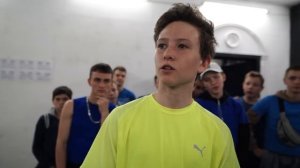 1 ПРЕДАТЕЛЬ VS 100 МИРНЫХ ИГРОКОВ * АМОНГ АС В РЕАЛЬНОЙ ЖИЗНИ *