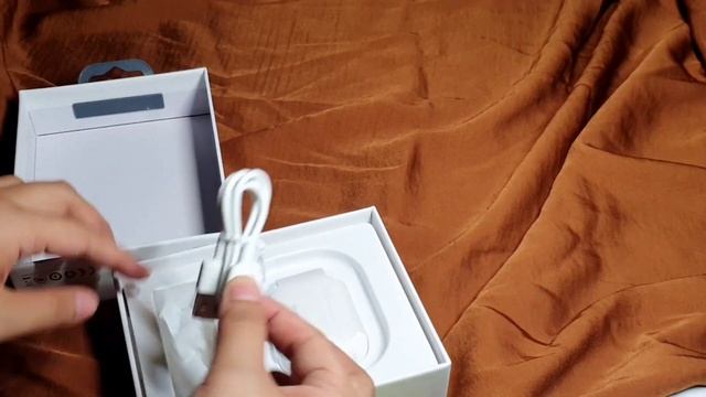 Unboxing Baseus True Wireless (tws) W3 Earphone Earbuds смотреть онлайн