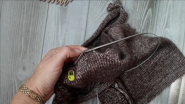 V-ОБРАЗНЫЙ ВЫРЕЗ ГОРЛОВИНЫ(Полный видеоурок) смотреть онлайн