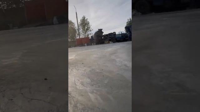 Всё о фундаменте, о покрытии пола топпингом, прорезка швов (видео – инструкция, делал её 6 мес.) смотреть онлайн