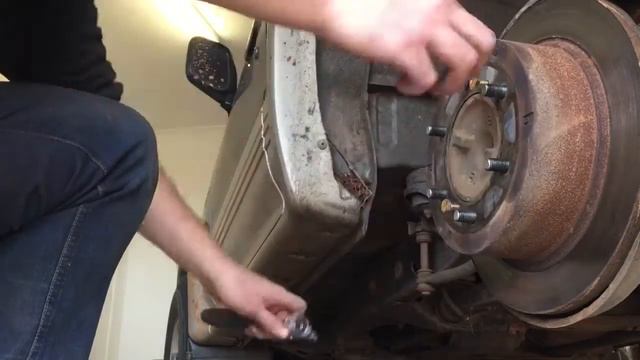 1991 NH Pajero rear brake upgrade смотреть онлайн