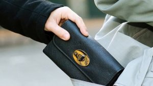 ВЕЩИ КОТОРЫЕ НЕЛЬЗЯ ХРАНИТЬ В КОШЕЛЬКЕ