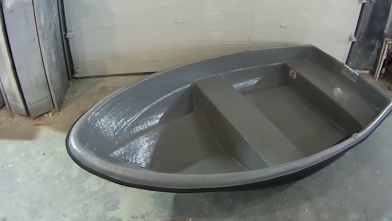 Спринт М лодка для одного-двоих охотников-рыбаков. Обзор 360 градусов в черном цвете с привальником смотреть онлайн