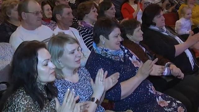 ПРАЗДНИК НА РАБОТЕ смотреть онлайн