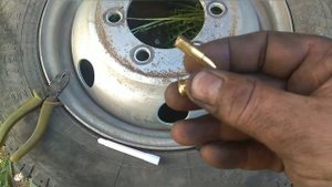 Пластиковый удлинитель для подкачки задних колес газель .