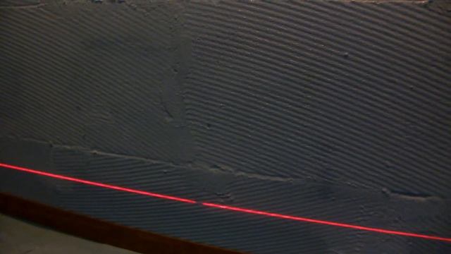 Самая кривая стяжка стала идеально ровной. Наливной пол КНАУФ ТРИБОН. Реперные маяки для пола.