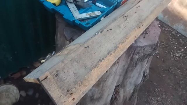 КОРМУШКА для сухого корма КУРИЦАМ, гусям, козам. Изготовление шаг за шагом. Подробная инструкция.