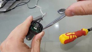 Тест и разбор автомобильной зарядки телефона из Китая. Зарядка - Франкенштейн