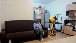 МАФАНЯ ИРЛ - ПРИЕХАЛА НА КЕКС И ПОПАЛА НА ПРАНК С КУРЬЕРОМ