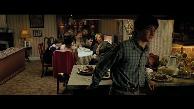 Dinner with Aunt Marge | Harry Potter and the Prisoner of Azkaban смотреть онлайн