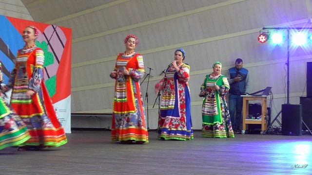 Ансамбль РОСЫ 9 смотреть онлайн