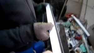 УАЗ  Патриот. Ремонт задней двери.Режим,Варим,стучим.