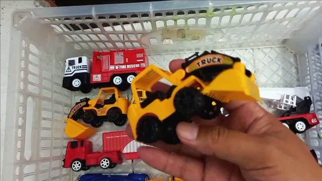 Box Full Off Cars, Rolls Royce, Ferrari, Lamborghini, Lexus, Suzuki, Daihatsu, Buggati, Audi, Fs22