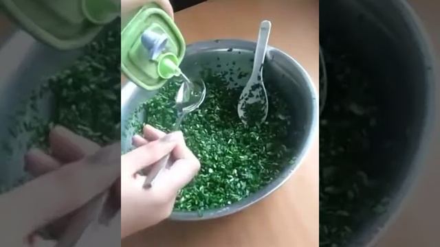 Вкусные хрустящие чебуреки смотреть онлайн