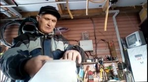 Полезная самоделка для гаража или мастерской, из канистры