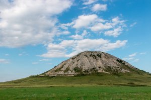 Шихан Торатау. Гео парк. Путешествие с семьёй на Ниве по Башкирии.