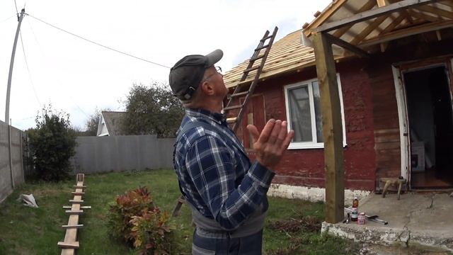 ВЛОГ  ---   МОНТАЖ КРОВЛИ СВОИМИ РУКАМИ