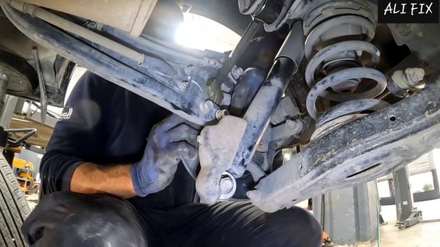 Замена заднего нижнего переднего рычага и шаровой опоры .. hyundai santa fe 2013 - 2018 #подвеска смотреть онлайн