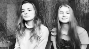 О боже мама мама я схожу с ума, её улыбка мама кругом голова❤