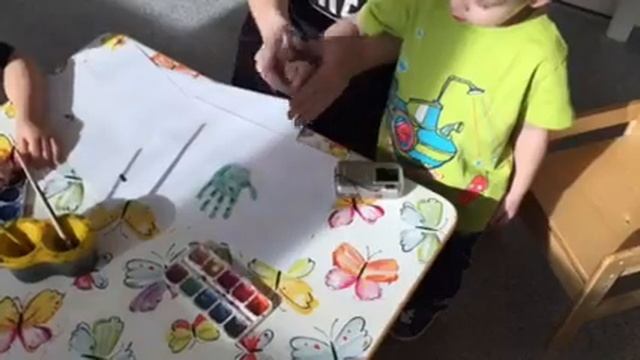 Рисуем пальчиковыми красками смотреть онлайн