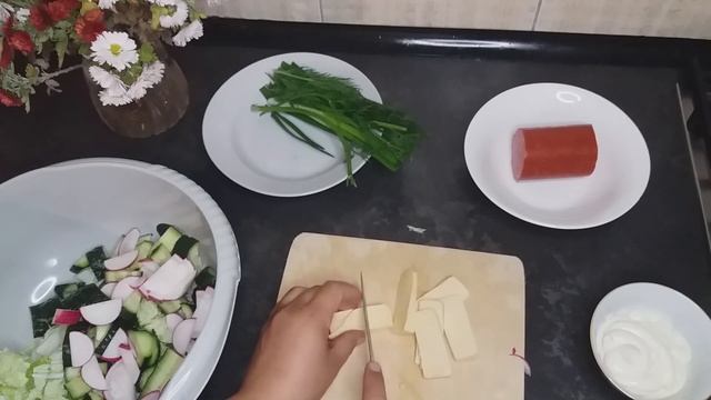 Вкусные праздничные салаты на новогодний стол.????Delicious festive salads for the New Year's table смотреть онлайн