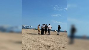 Большое видео про танцы, полицию, пляж) ? ? ?