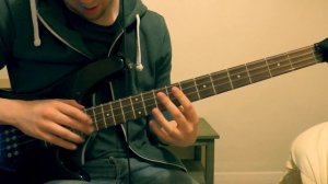 Two Handed Bass Tapping = Beautiful Chaos (Tempest 2.0) #bass #piccolobass #samuelhaynes