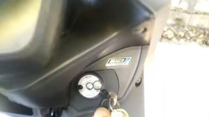 Как разблокировать руль на байке Yamaha Lexi