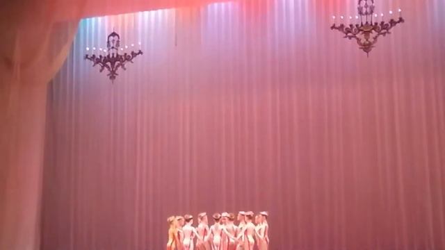 Отчетный концерт хореографической школы 2018. Литовская полька, гимнастический этюд. смотреть онлайн