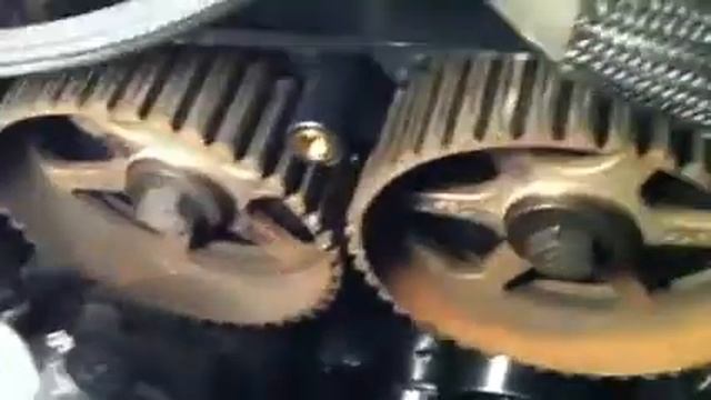 Camshaft sprockets on the machine смотреть онлайн