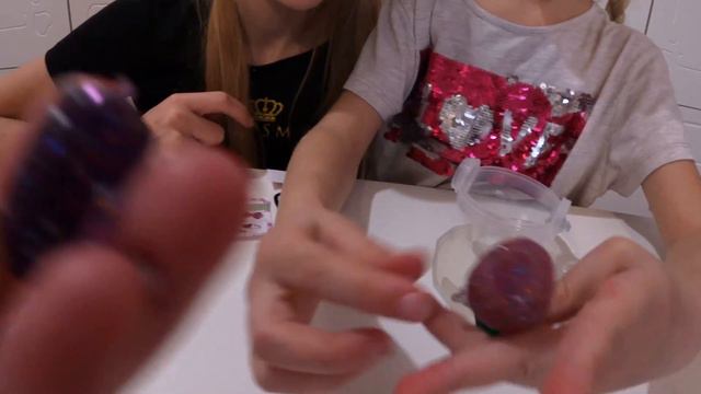 Влог сюрприз для Алёны/прокалываем уши/распаковываем лол смотреть онлайн