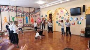 Танец Крутые пацаны